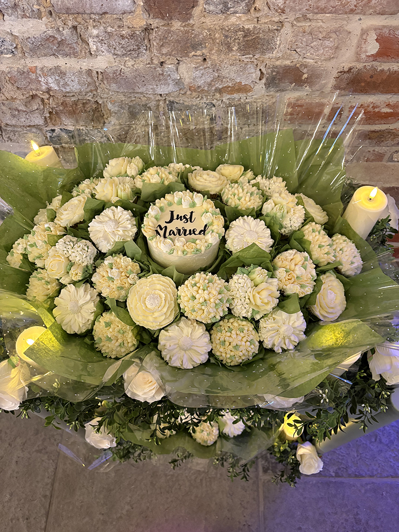 Top view of Wedding Cupcake Trolley
