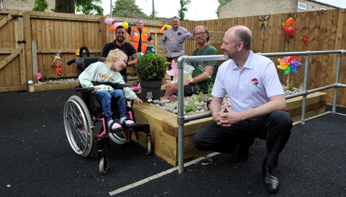 Cross Keys Homes (CKH), Mears and Pro Edge Construction have provided their very own ‘Love Your Garden’ style makeover to help a young girl make use of her garden.