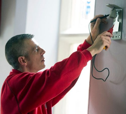 We provide Mechanical & Electrical (M&E) planned maintenance, compliance assurance and testing, response repairs, and improvement projects/quoted works across all Avon Fire Authority owned sites.