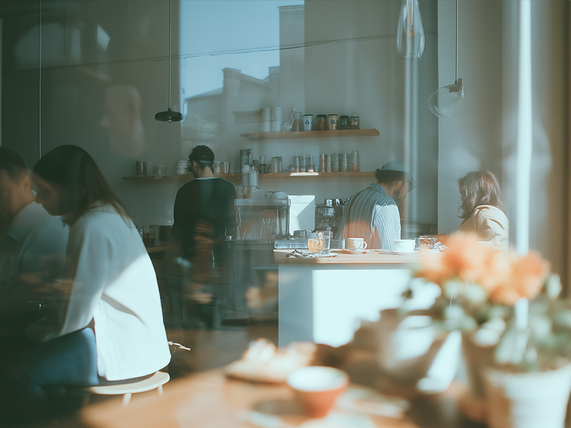 Customer loyalty programs for cafés