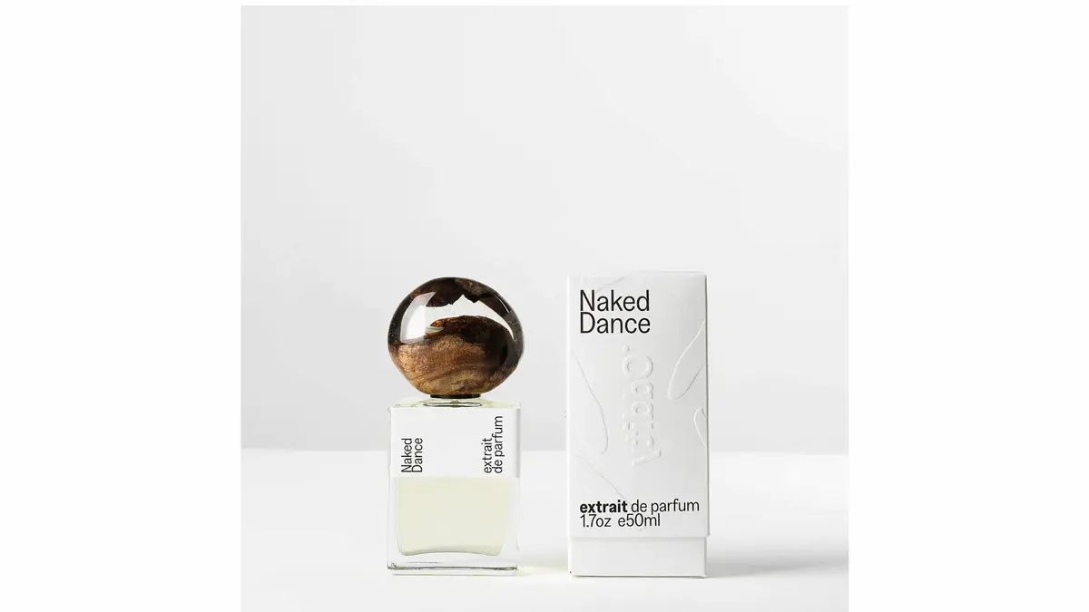 Bottiglia e confezione del profumo Naked Dance Extrait de Parfum di Yioppo