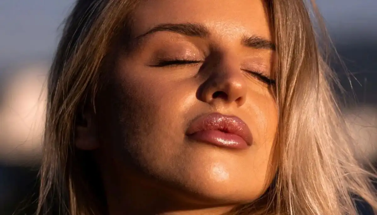 Make‑up Saint‑Tropez skin con bronzer e illuminante