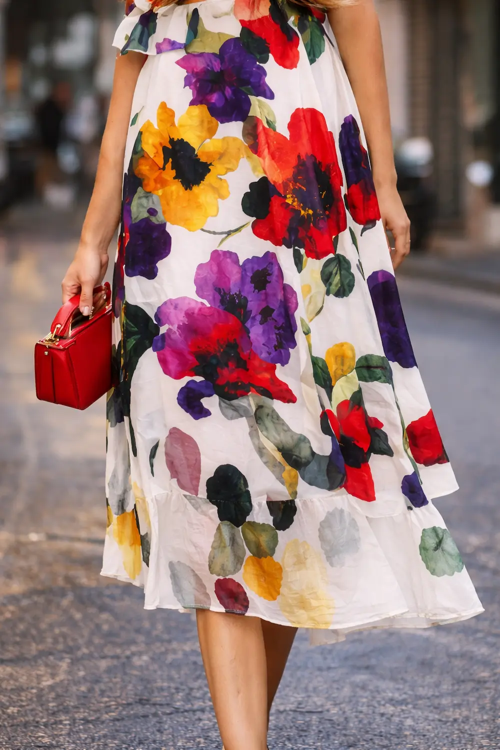 Abito floreale grafico tra le tendenze donna primavera estate 2026