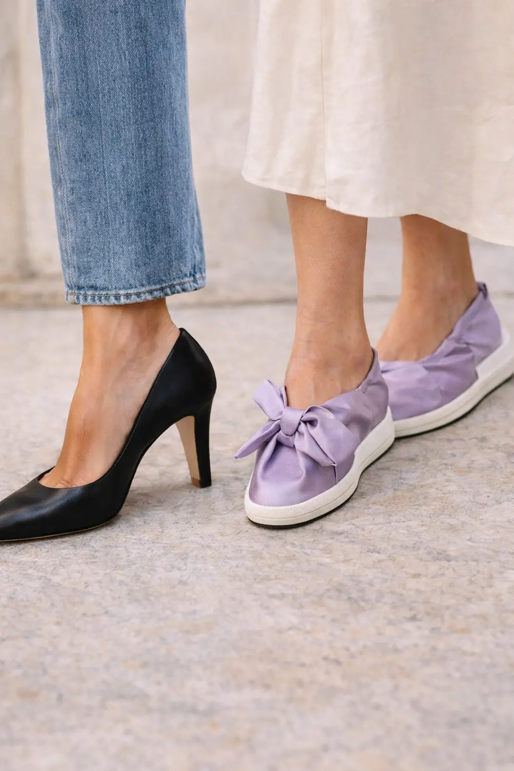 Pumps eleganti e sneakerina tra le scarpe moda estate 2026