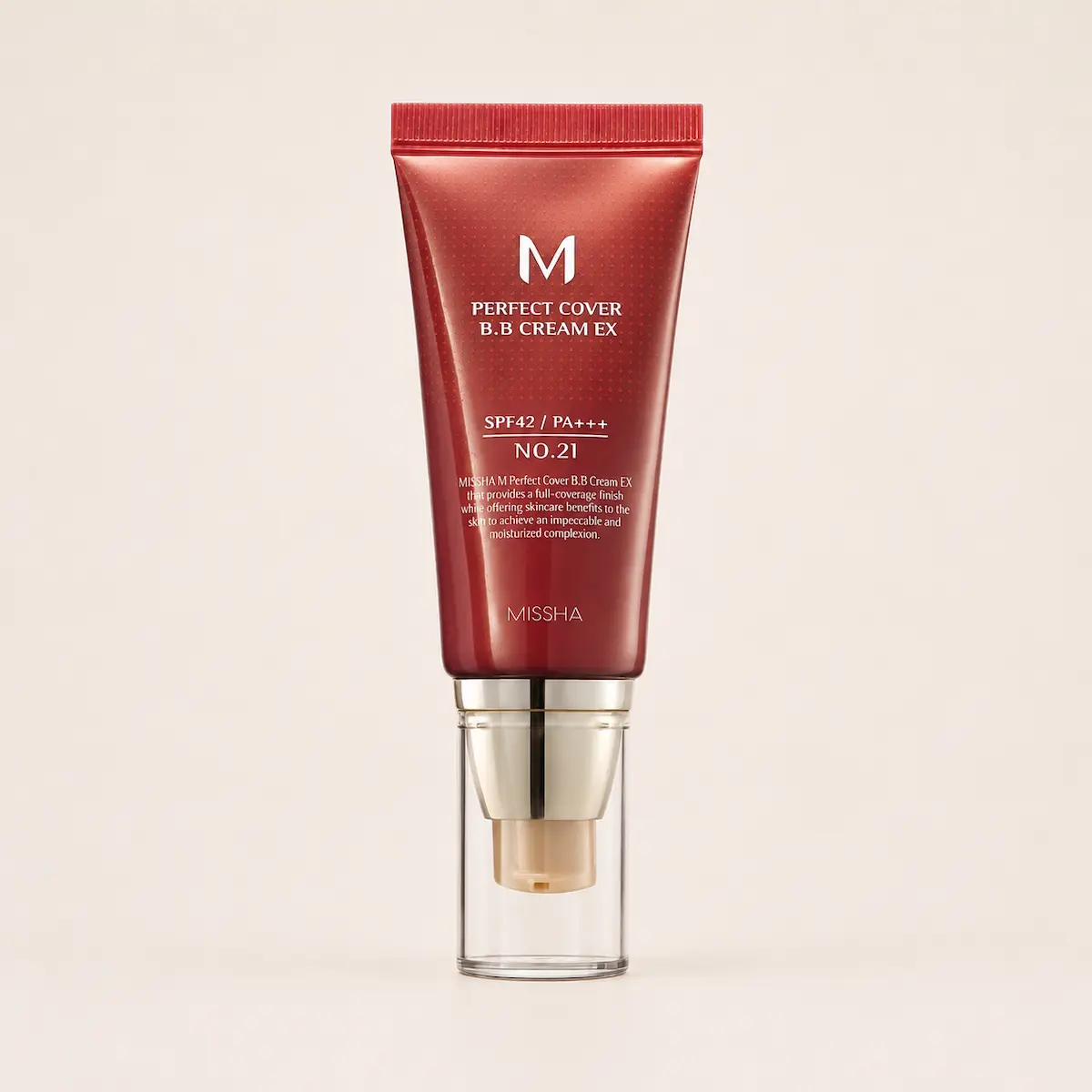 MISSHA Perfect Cover BB Cream SPF42 PA+++ Light Beige su sfondo beige chiaro, BB cream viso con copertura media e finish naturale