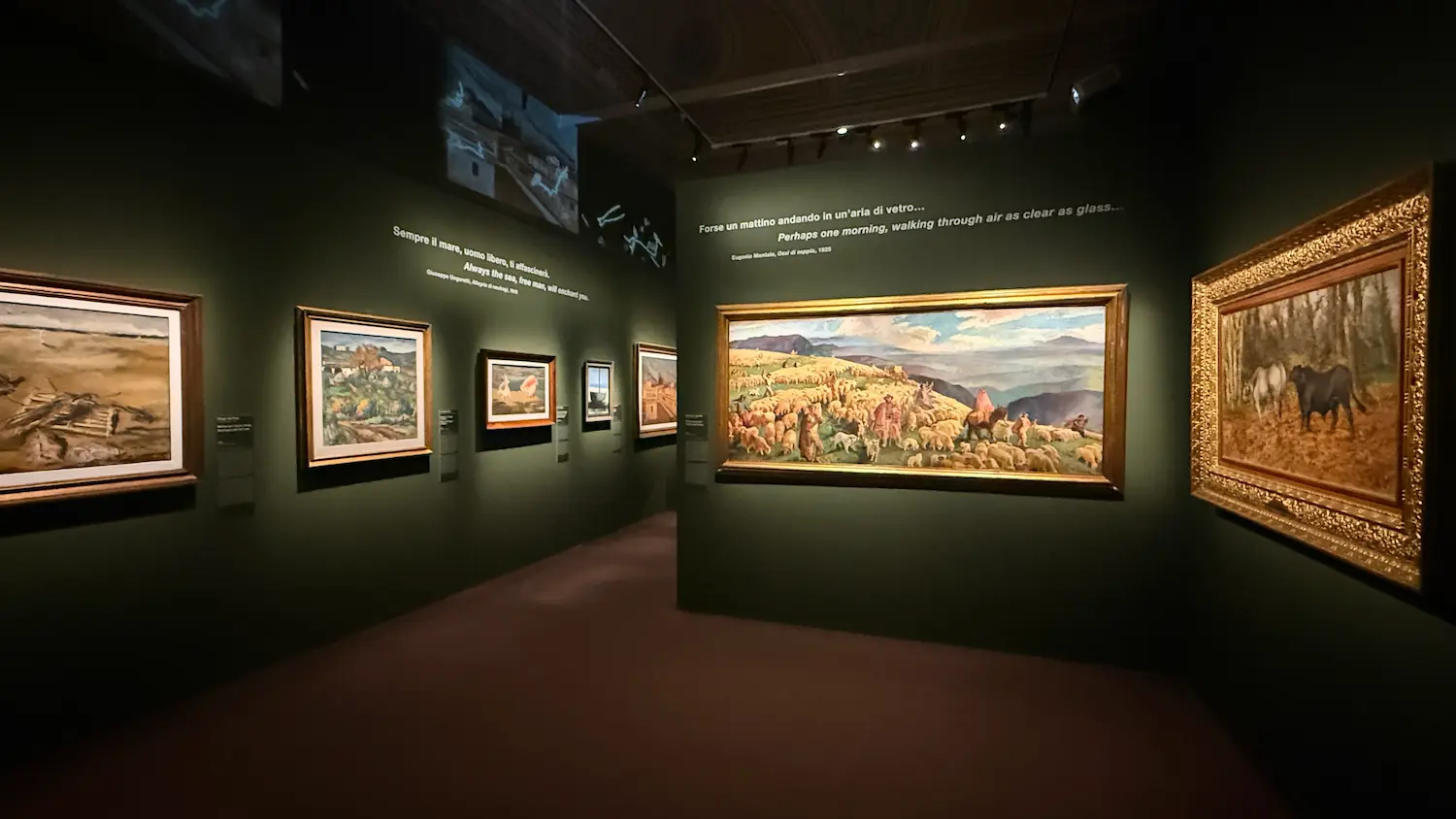 Sala dei paesaggi nella mostra Novecento italiano a Palazzo Bonaparte