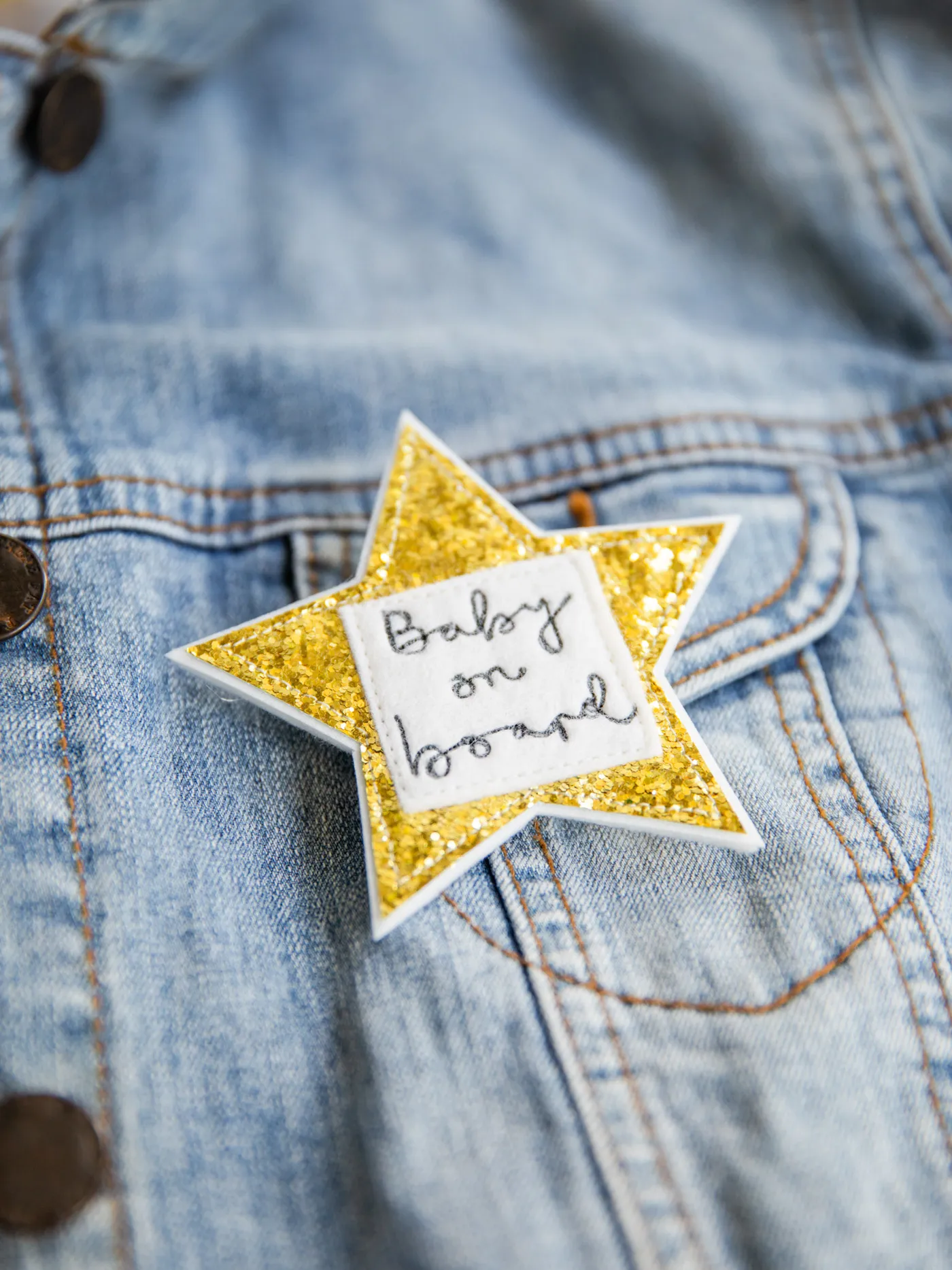 Sparkly baby on board badge
