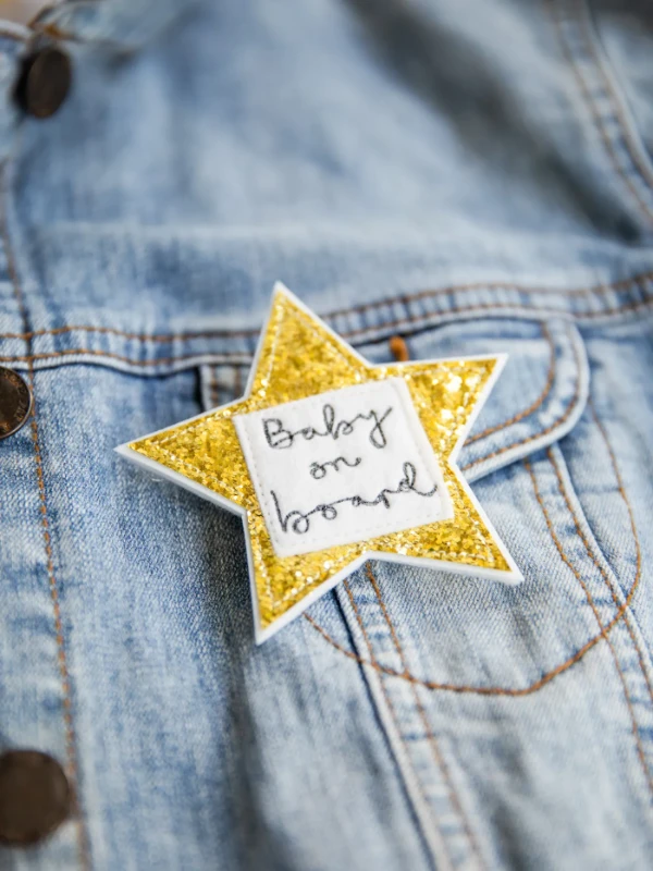 Sparkly baby on board badge 