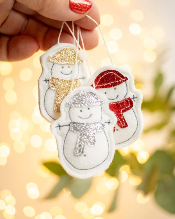 tiny snowmen 