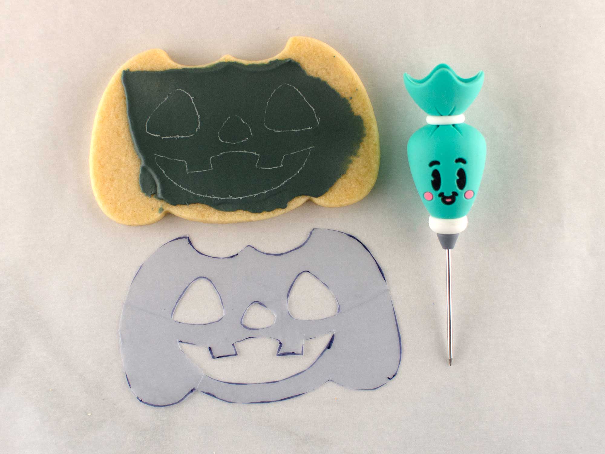 etch pumpkin face cookie step 2