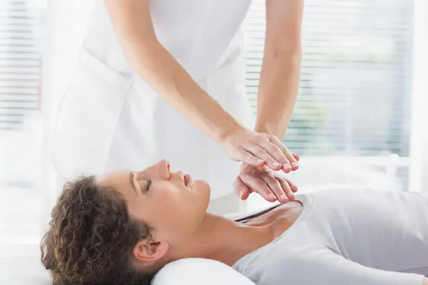 Reiki for Hashimoto’s and Hypothyroidism