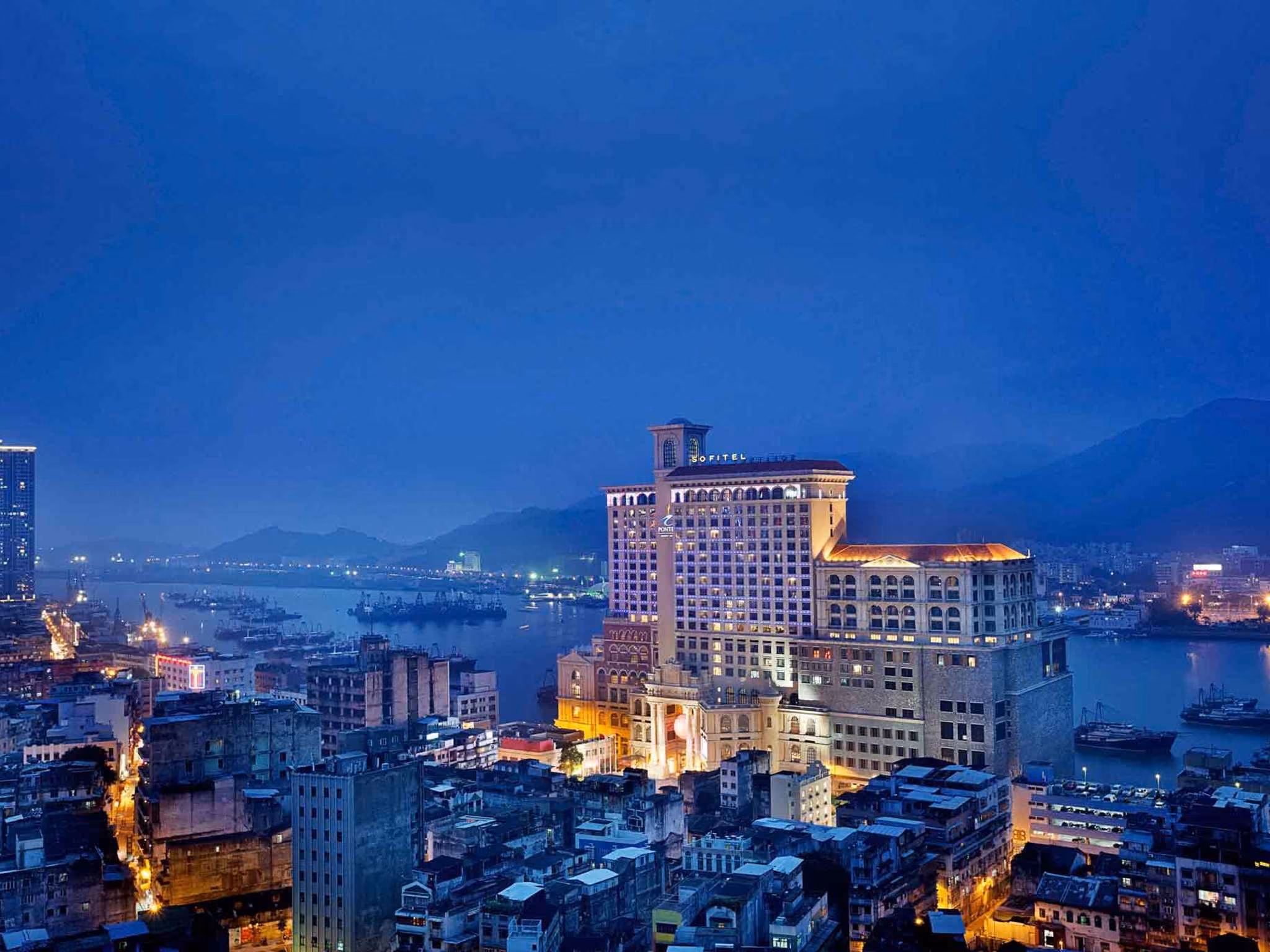 Sofitel Macau at Ponte 16