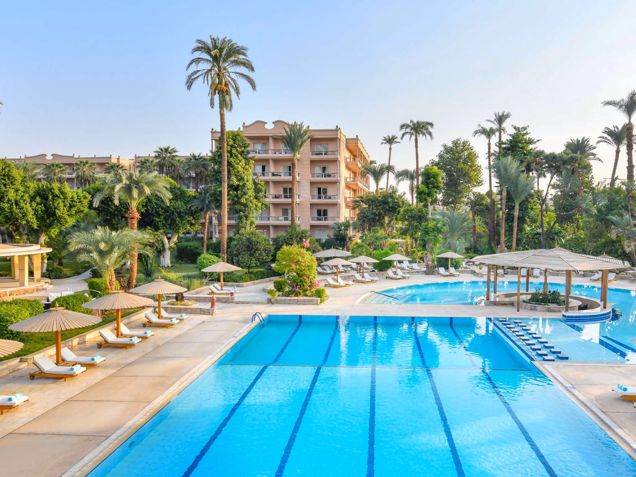 Pavillon Winter Luxor