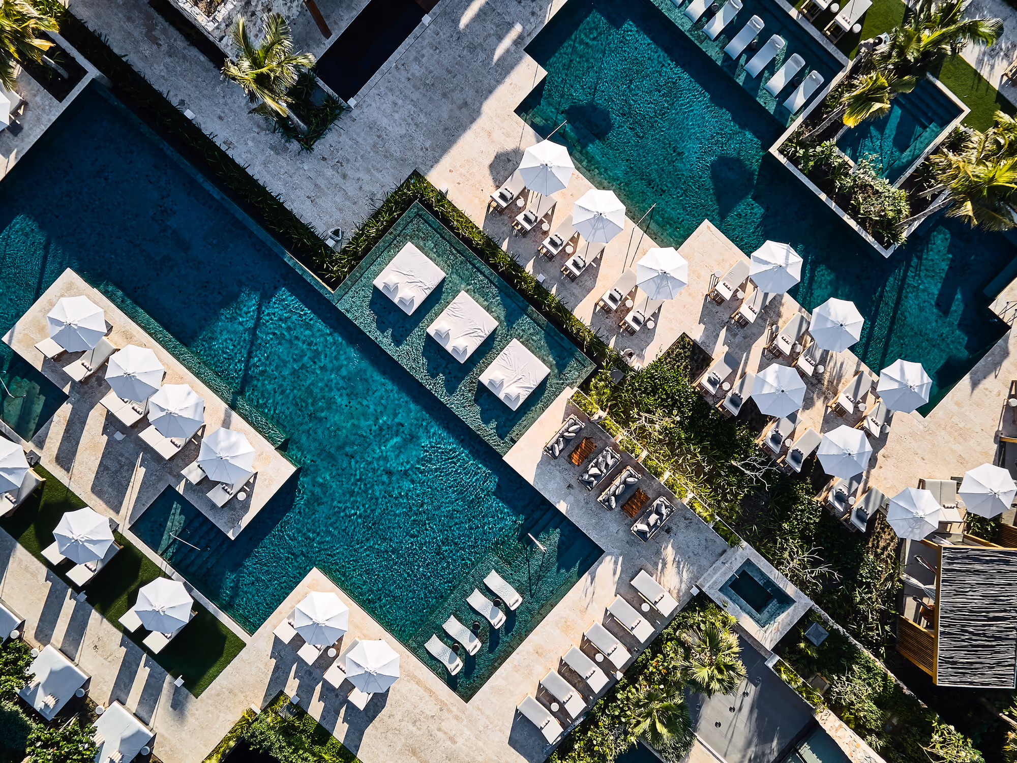 Etéreo, Auberge Resorts Collection