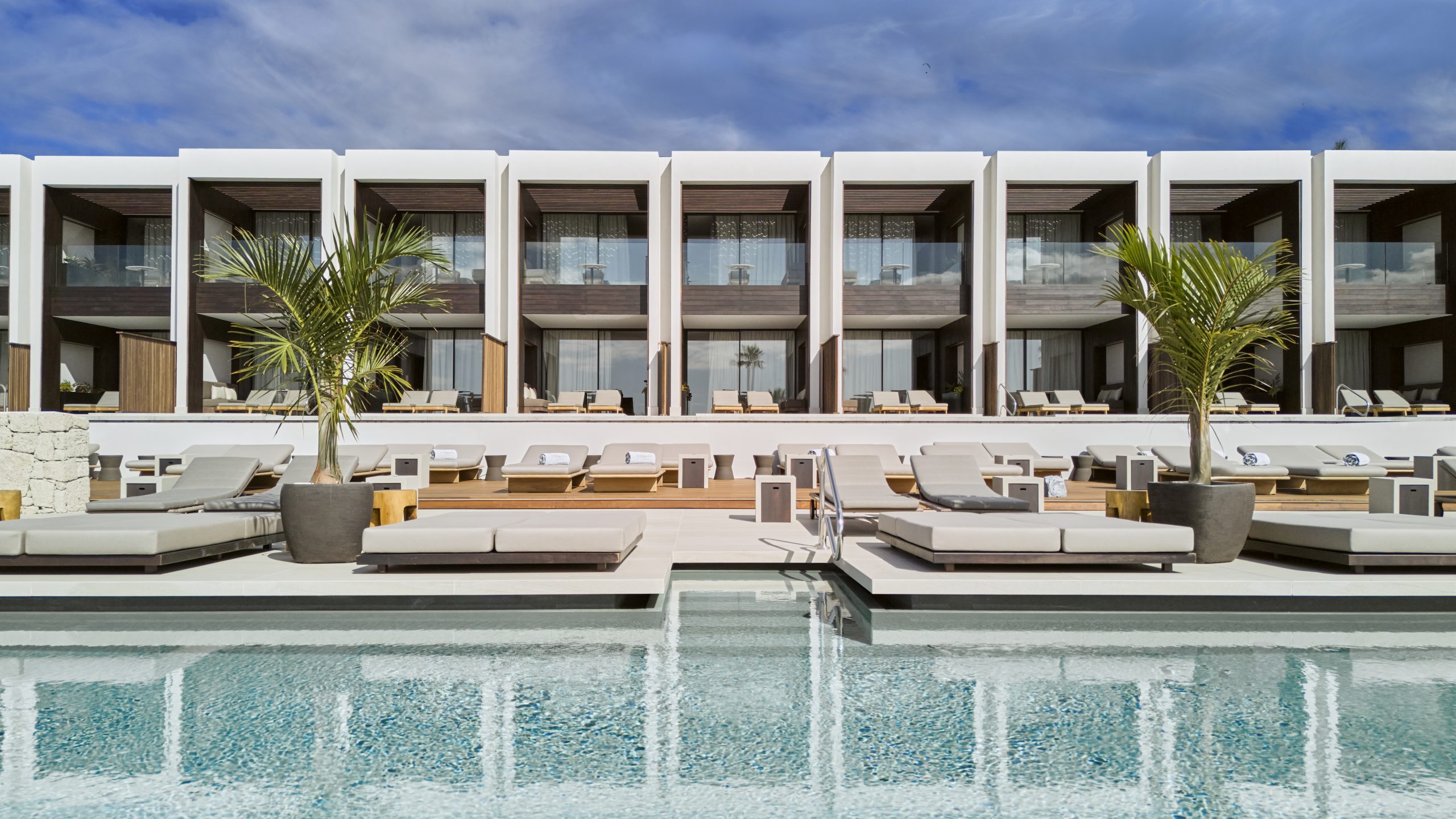 Royal Hideaway Corales Villas