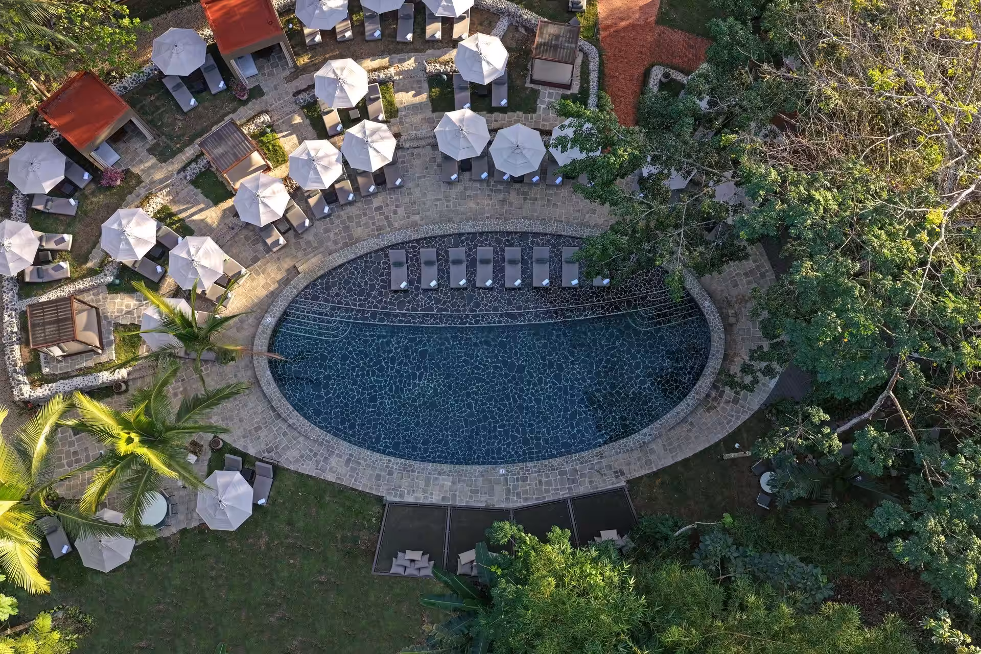 Santa Lucia Jungle Hacienda, Autograph Collection