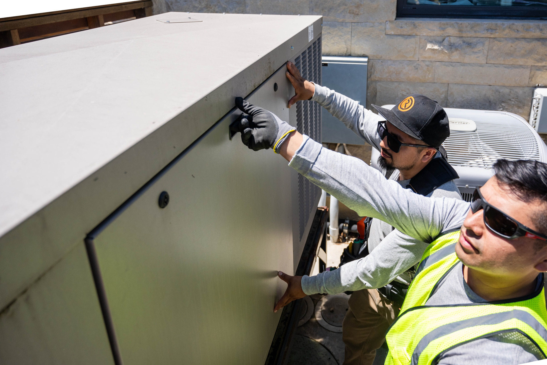 Residential microgrid energy system