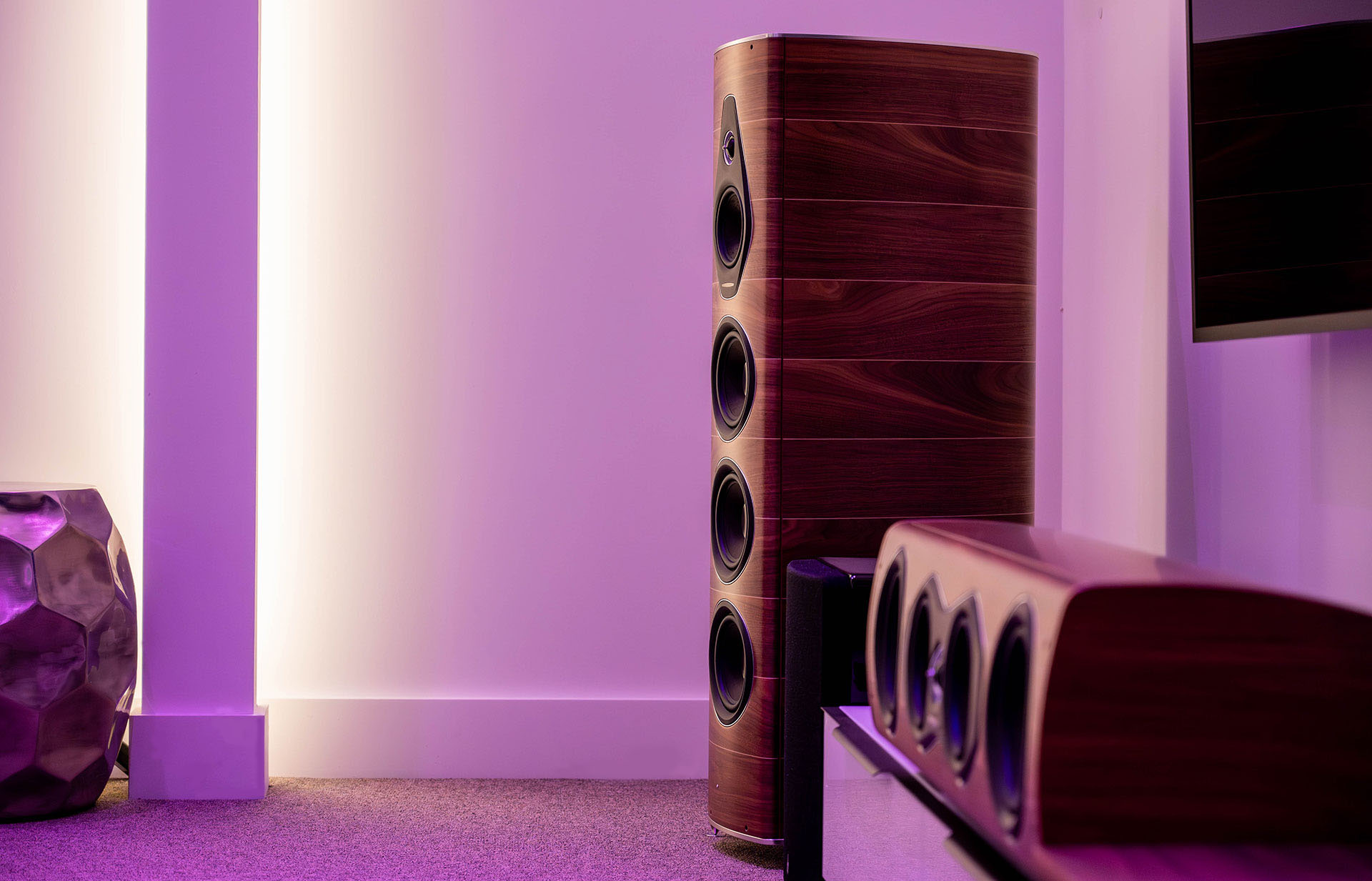 Architectural speaker detail