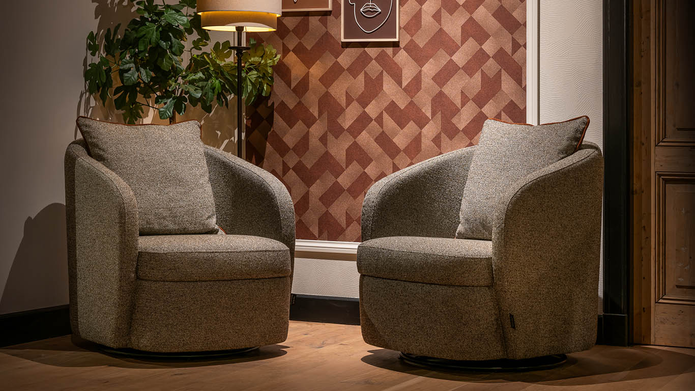 Liv in bouclé stof met draaifunctie.