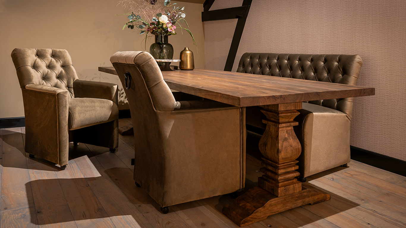 Gestoffeerde Bordeaux stoel met handgreep