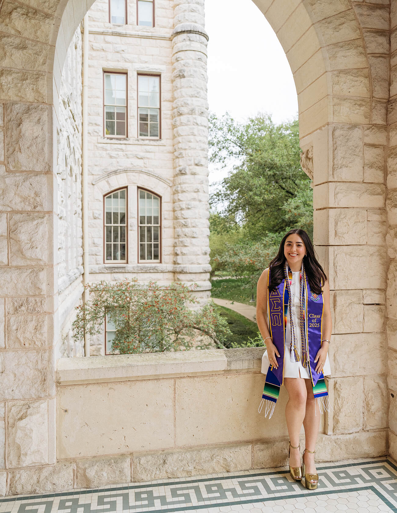 photographer for graduation near me austin texas tx
