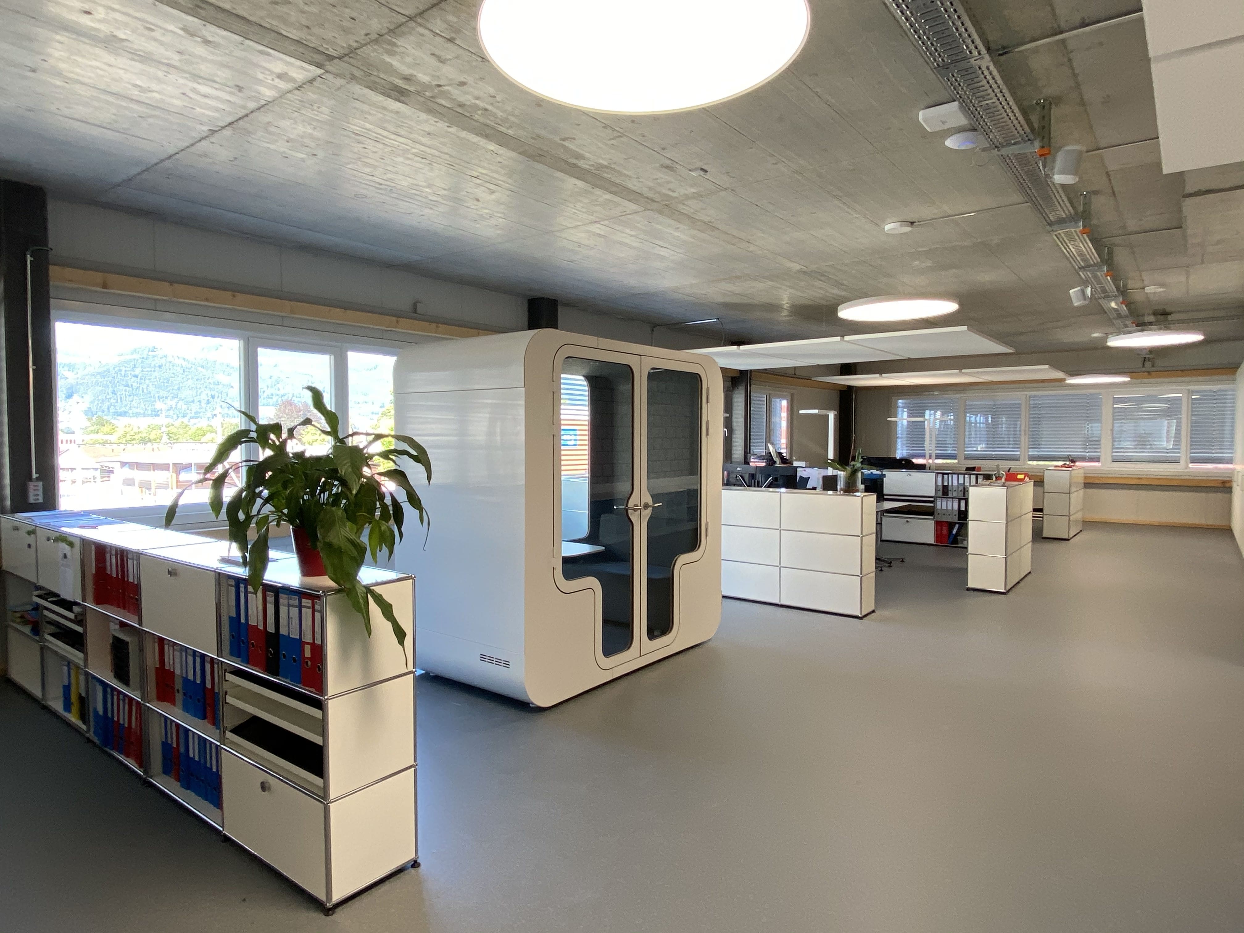 QuietOffice V2; Telefonzelle von QuietOffice, Referenz QuietOffice V2