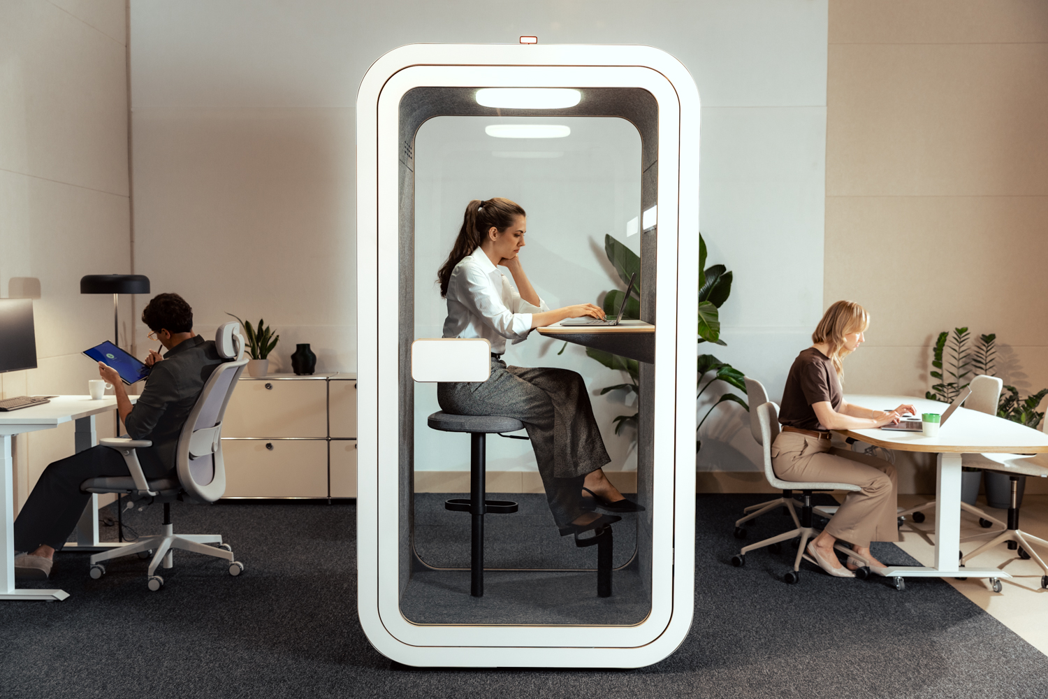 QuietOffice V2 embedded in green.