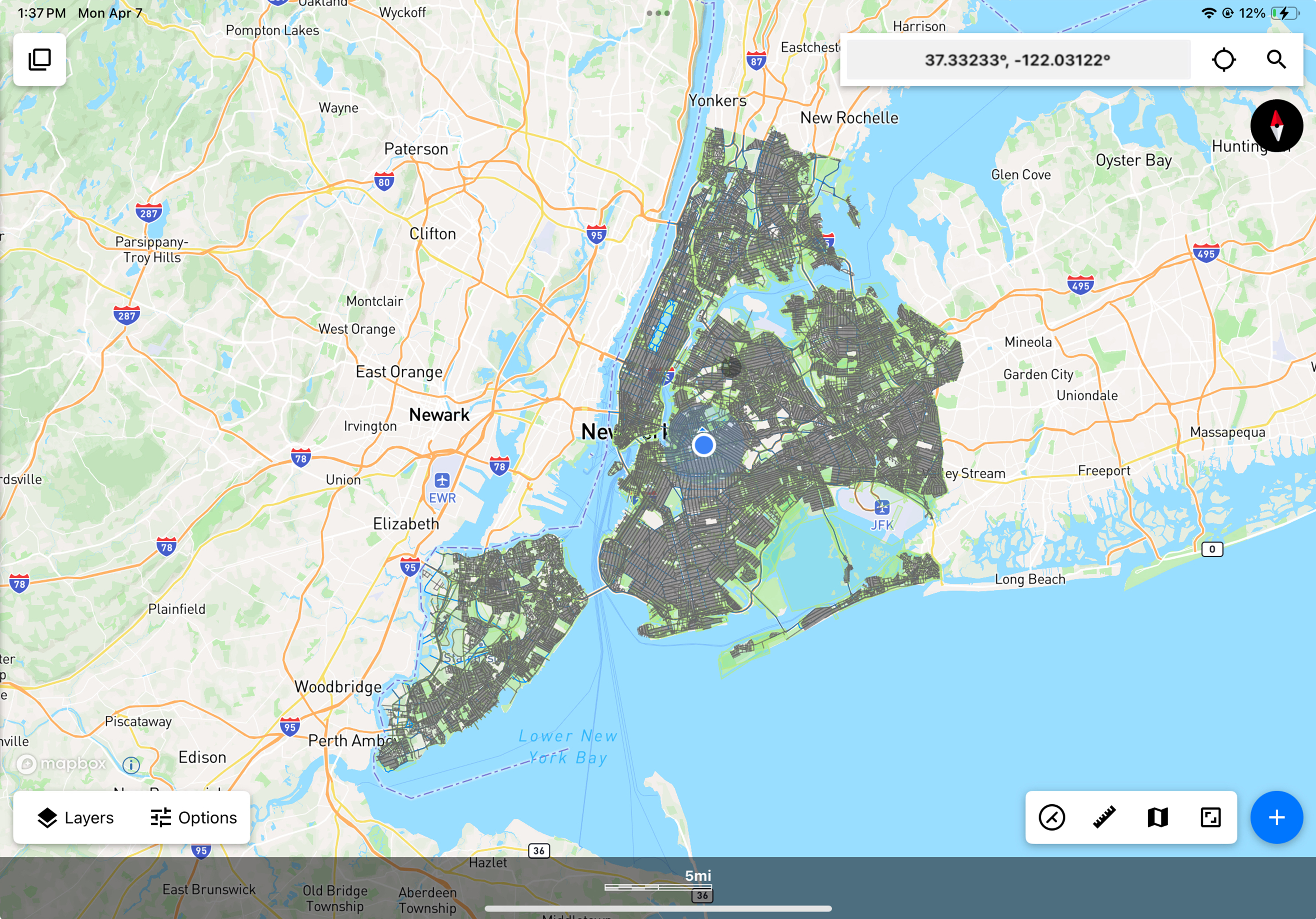 The New York City Digital City Map (DCM) is loaded into Touch GIS, displaying street centers, major arterials, and other highlights.