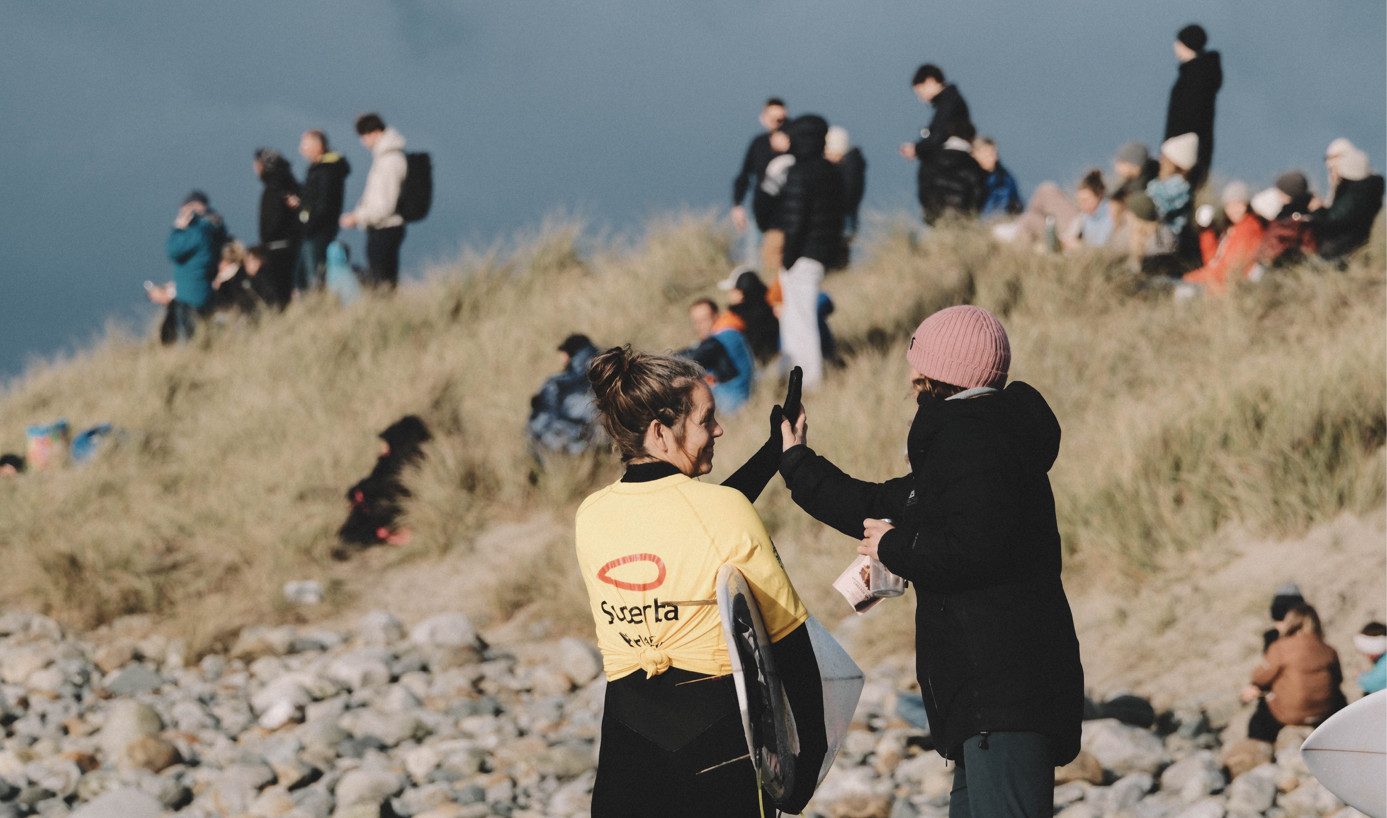 Nå kan klubber som organiserer surf søke Brettforbundets aktivitetsmidler 