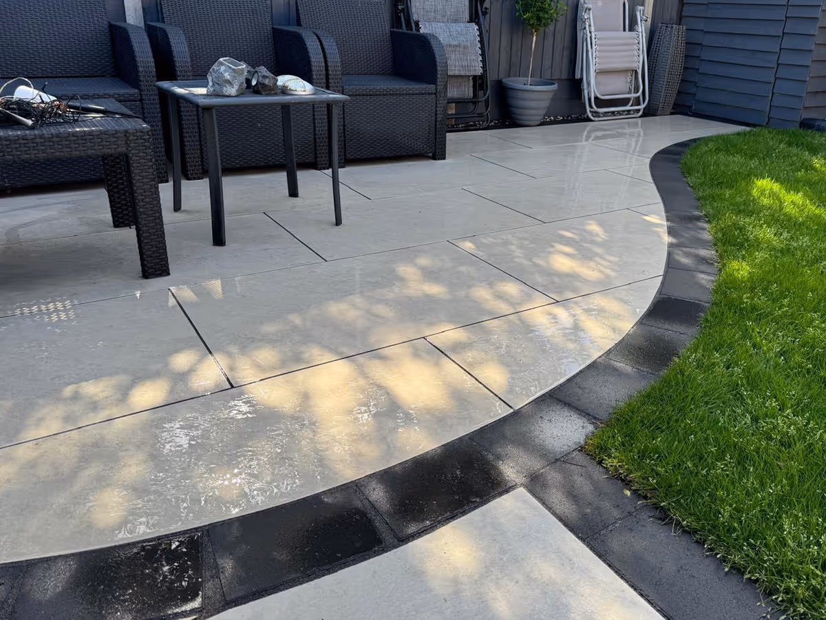 Porcelain patio - angle 3