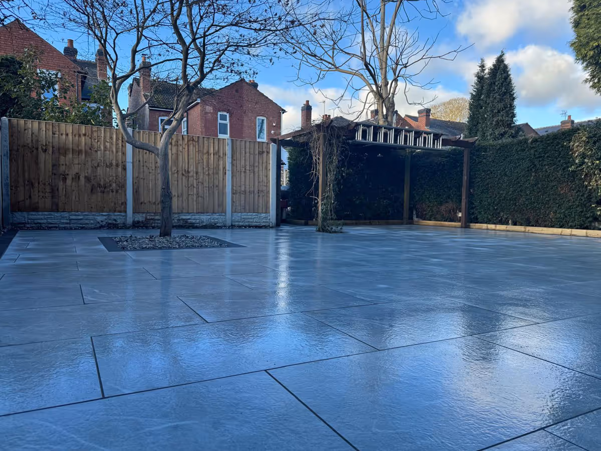 Porcelain patio - angle 4