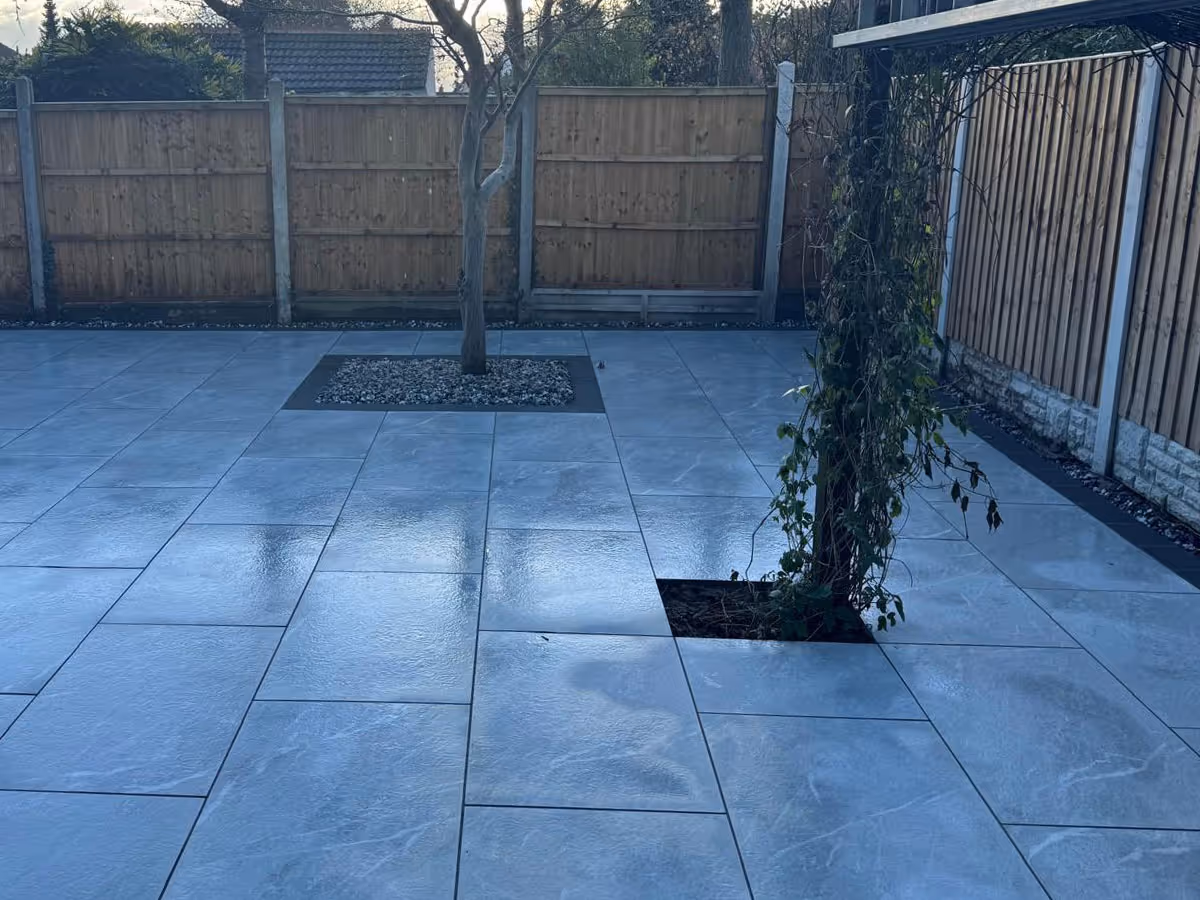 Porcelain patio - angle 5