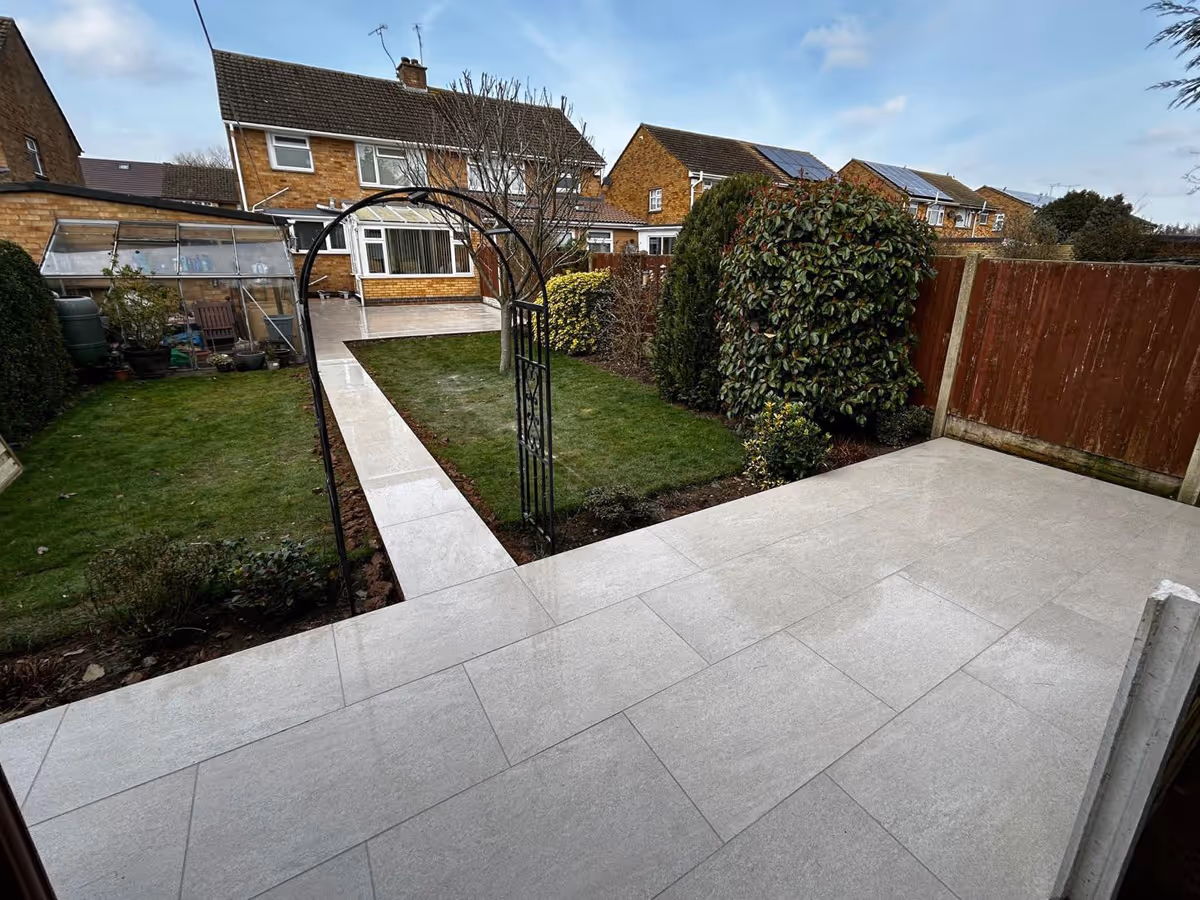 Porcelain patio and pathway