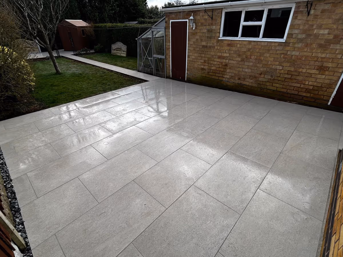 Porcelain patio and pathway - angle 1