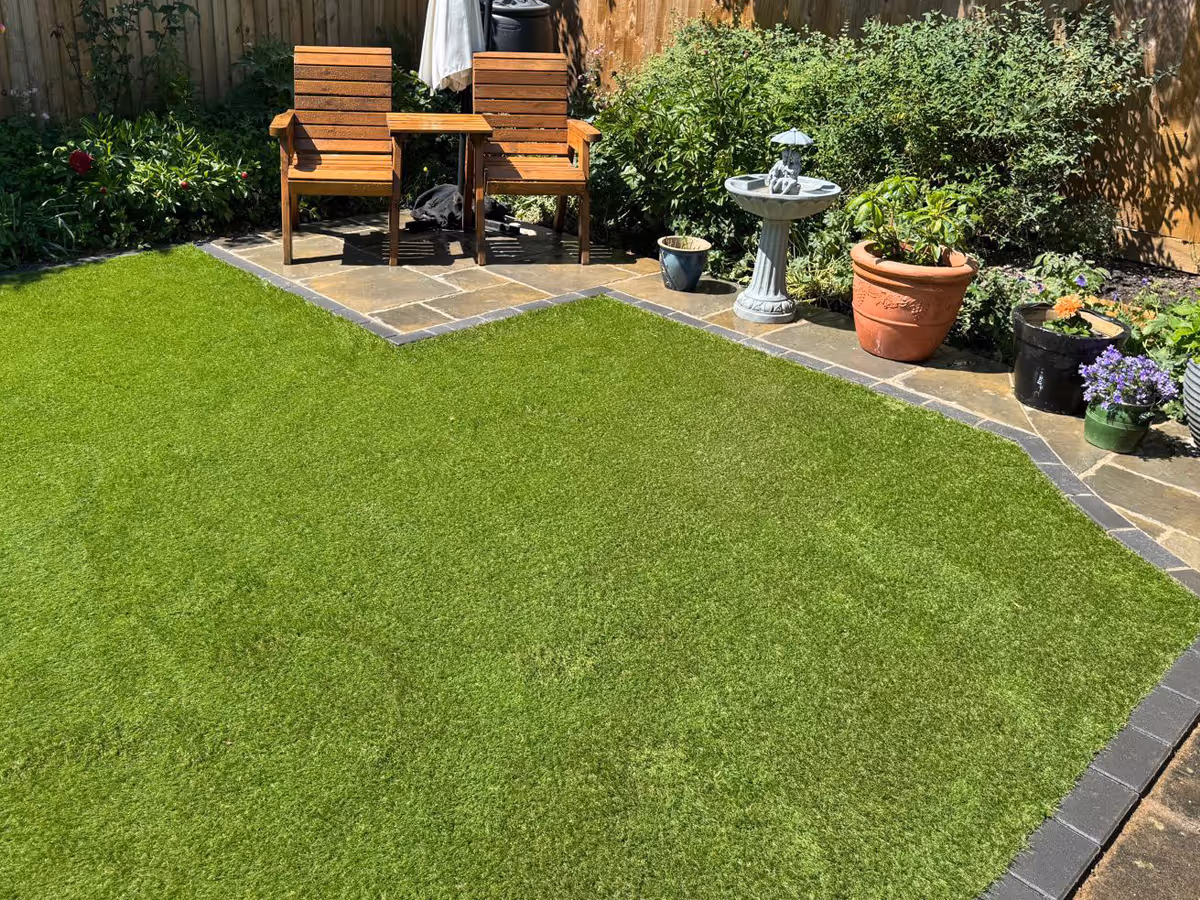 Artificial lawn
