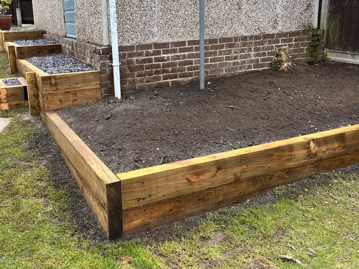 Sleeper retaining wall and planers - angle 4