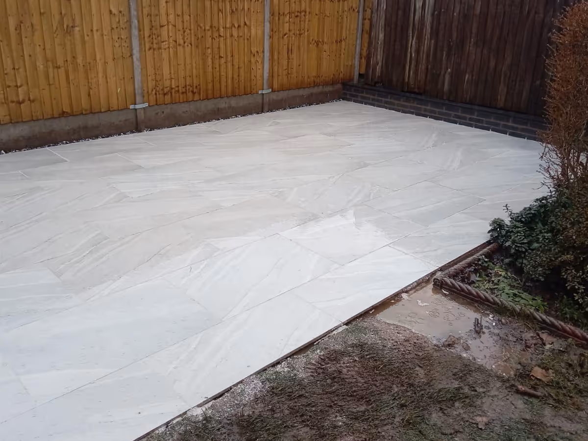White porcelain patio. 