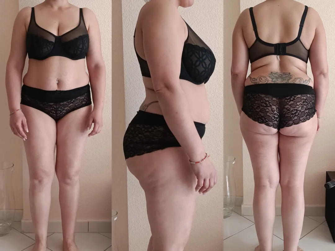 Corps d'une femme de 40 ans qui a pris 15 kilos de graisse et de la cellulite sur les fesses. Les bras sont gros et le corps pas harmonieux.