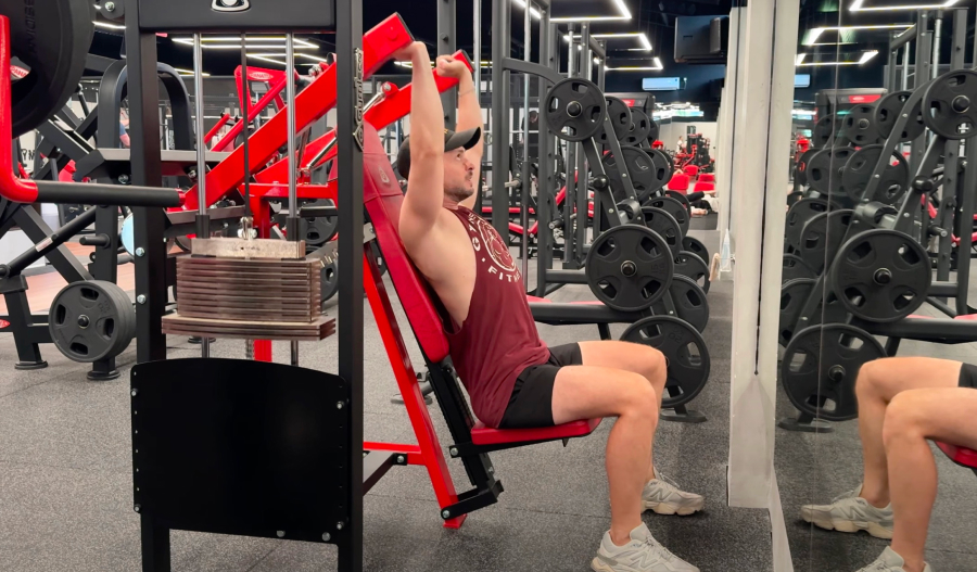 Machine Shoulder Press Gymleco : exercice de musculation à la salle de sport