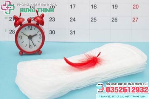 Bị chậm kinh 2 tháng phải làm sao?