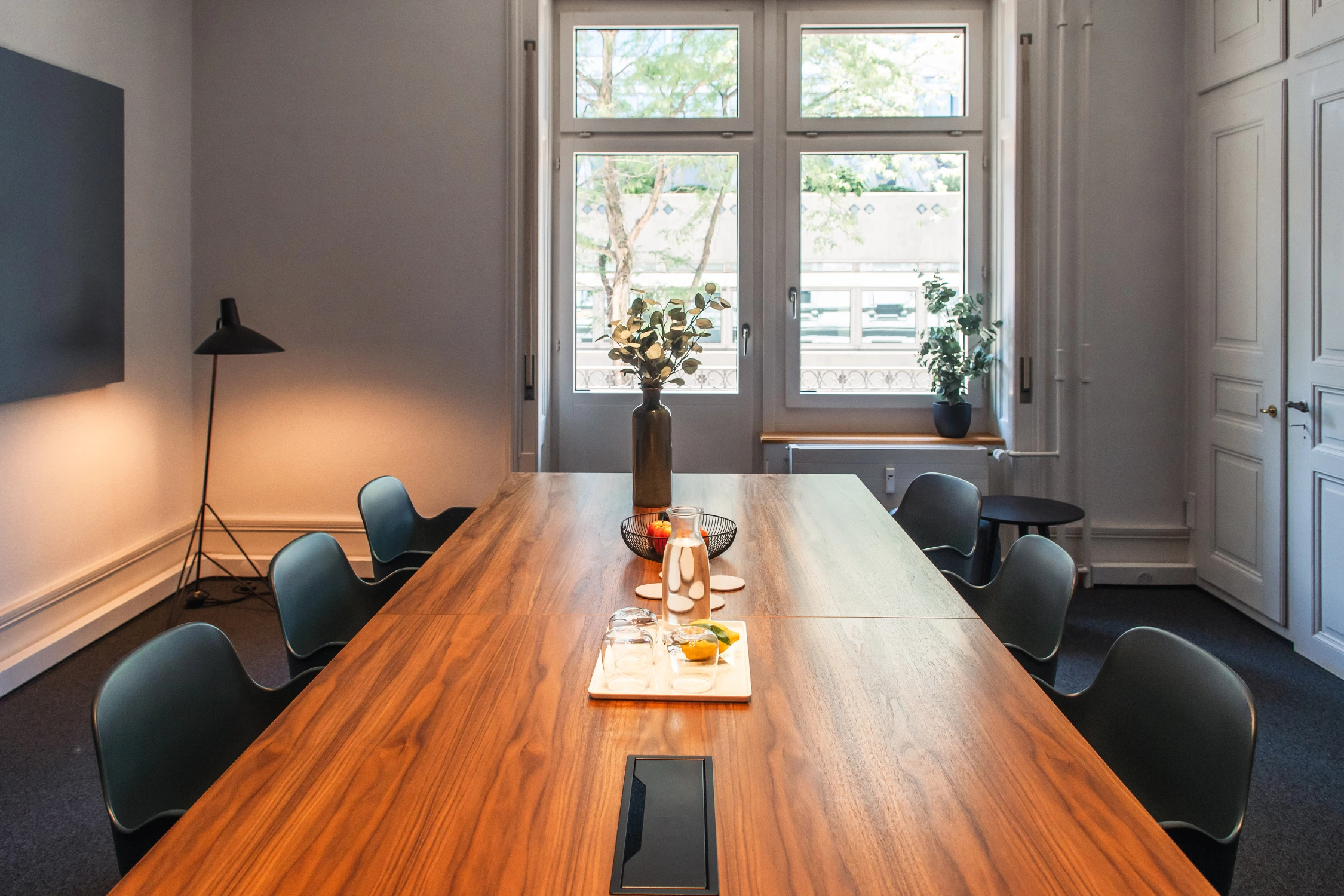 Project Stableton Financial AG | Upscale Spaces