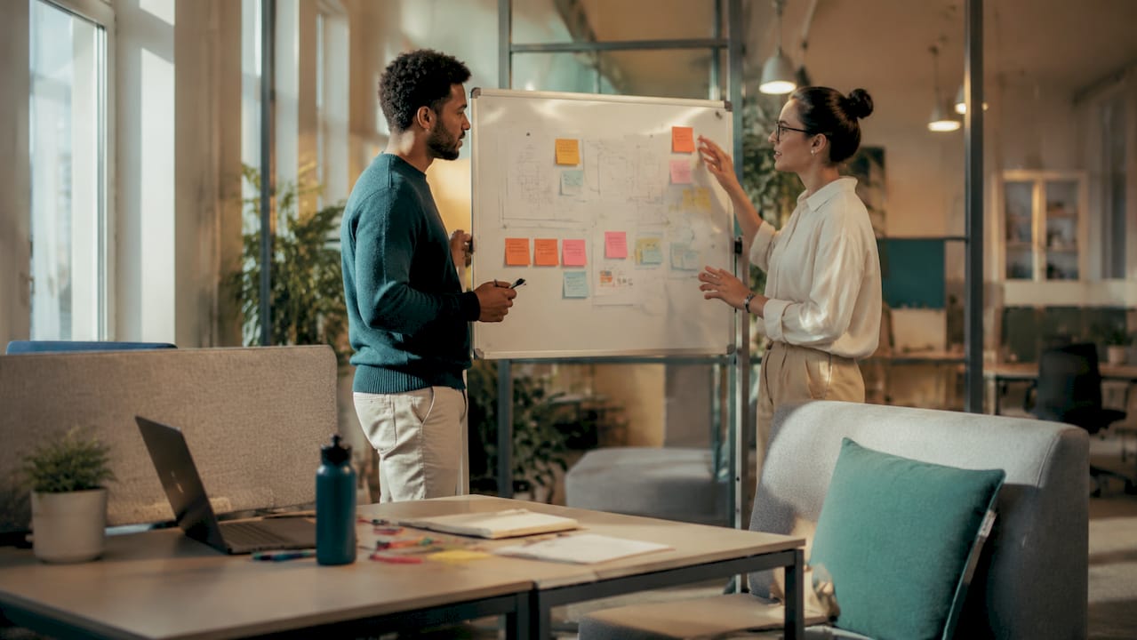 Collaborative modular office space in use