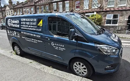 Dulwich Plumber van for emergency services in East Dulwich SE22