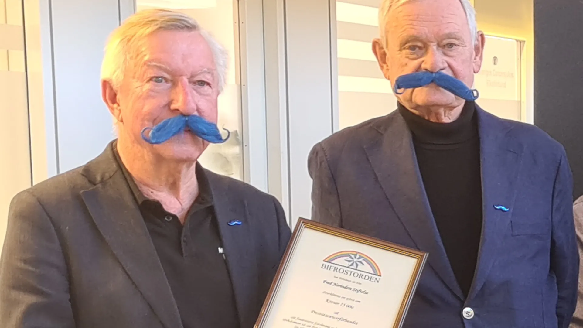 Kent Lewén, ordförande Prostatacancerförbundet, Per Dyberg, kassör i Fred Norinders stiftelse, Olov Berggren, generalsekreterare Prostatacancerförbundet, Anders Randelius, Ordens Curator i Bifrostorden.