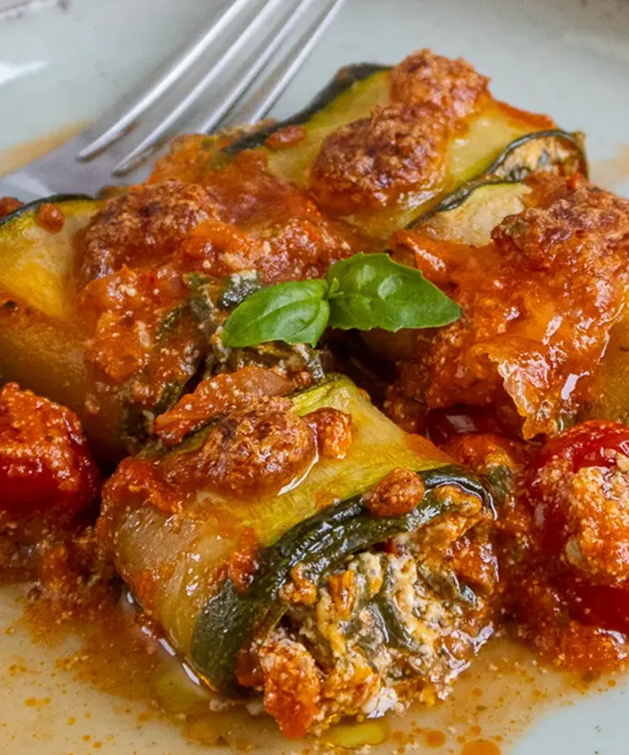 Bild på Zeina Mourtadas recept zucchinirullar med ost och spenat