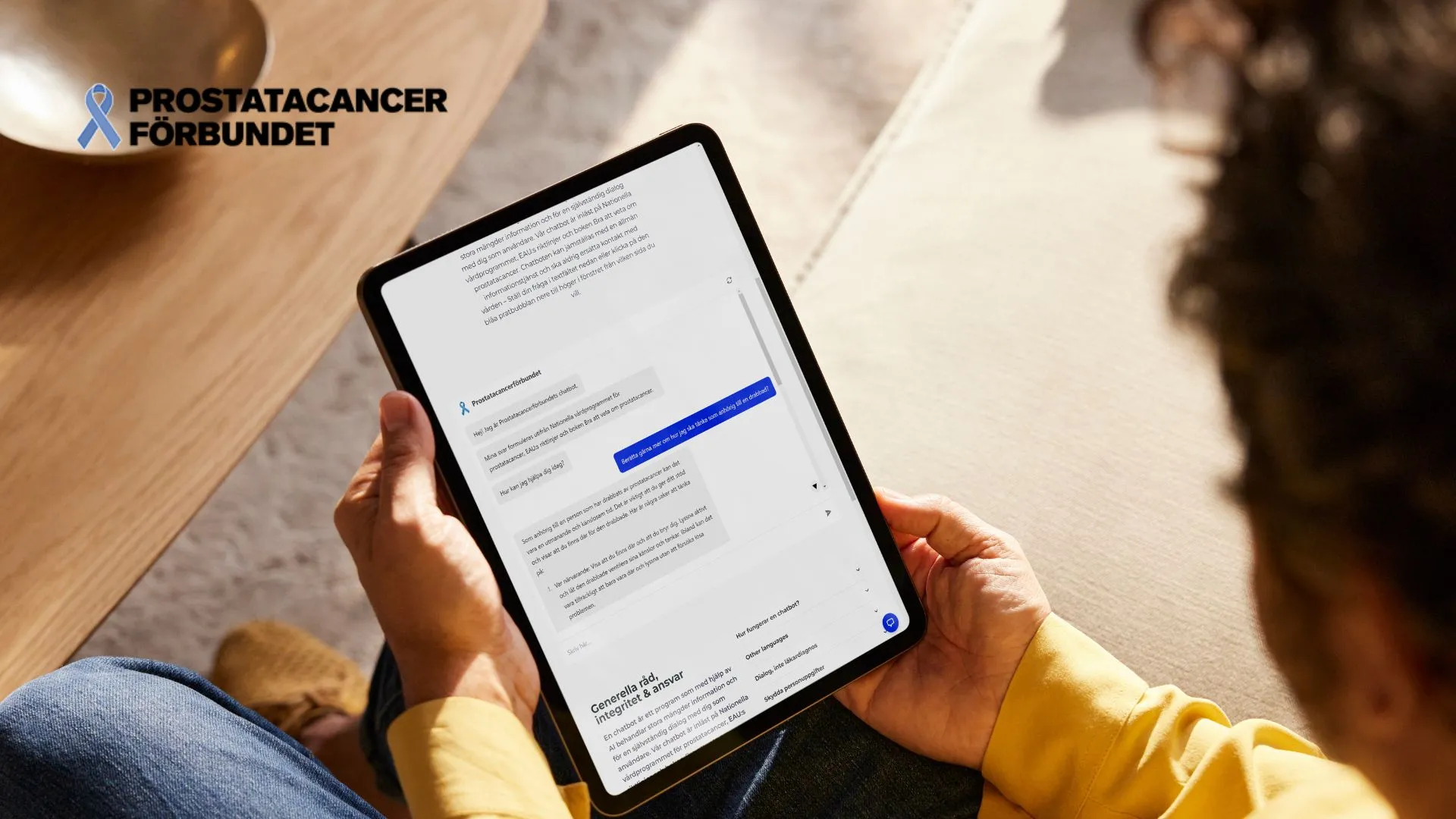 Bild på en person som söker information på prostatacancer.se