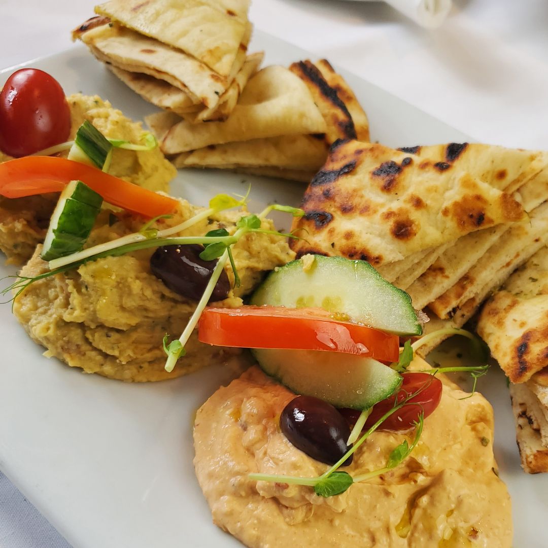 colossus greek taverna platter