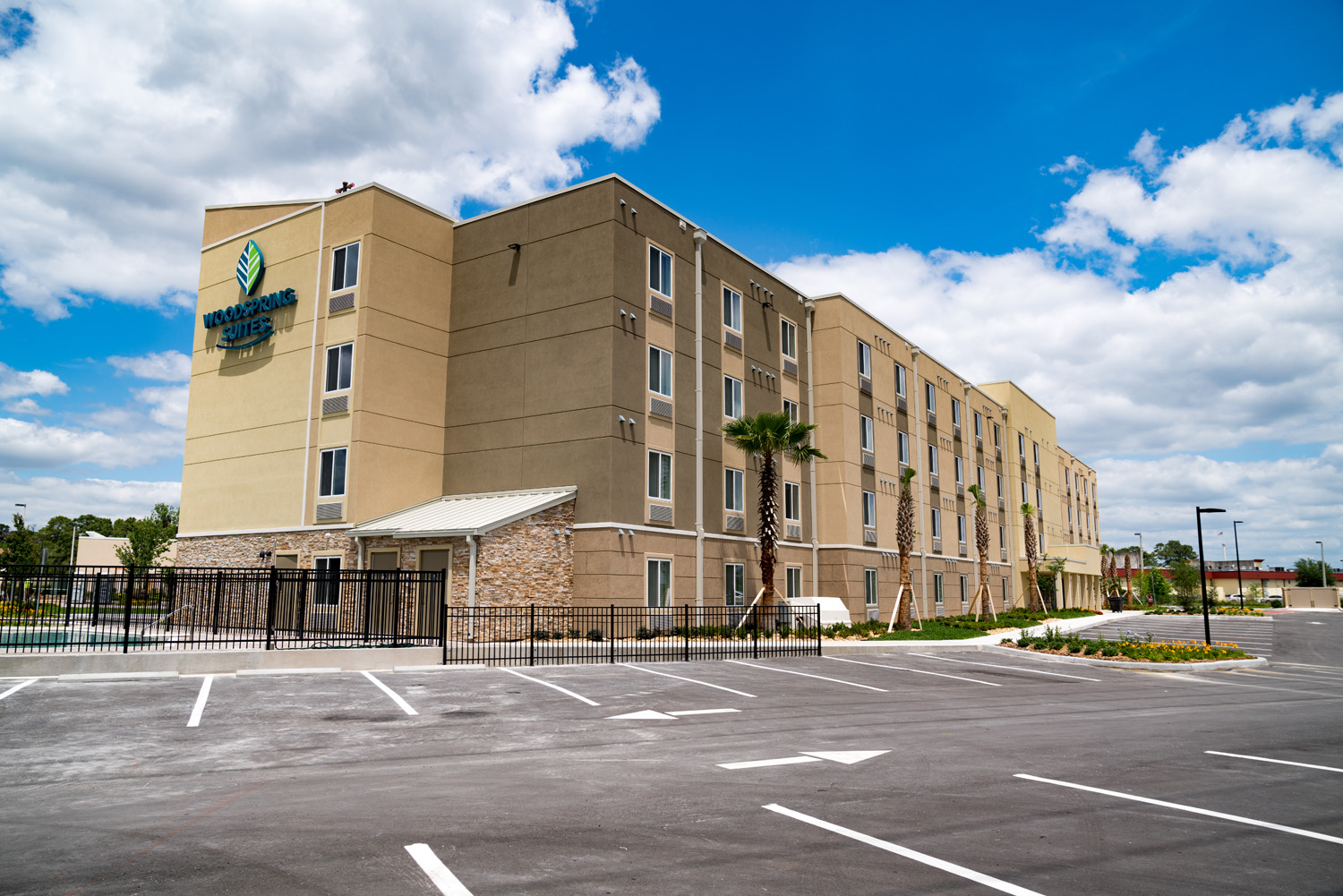 WoodSpring Suites - Gallery Image