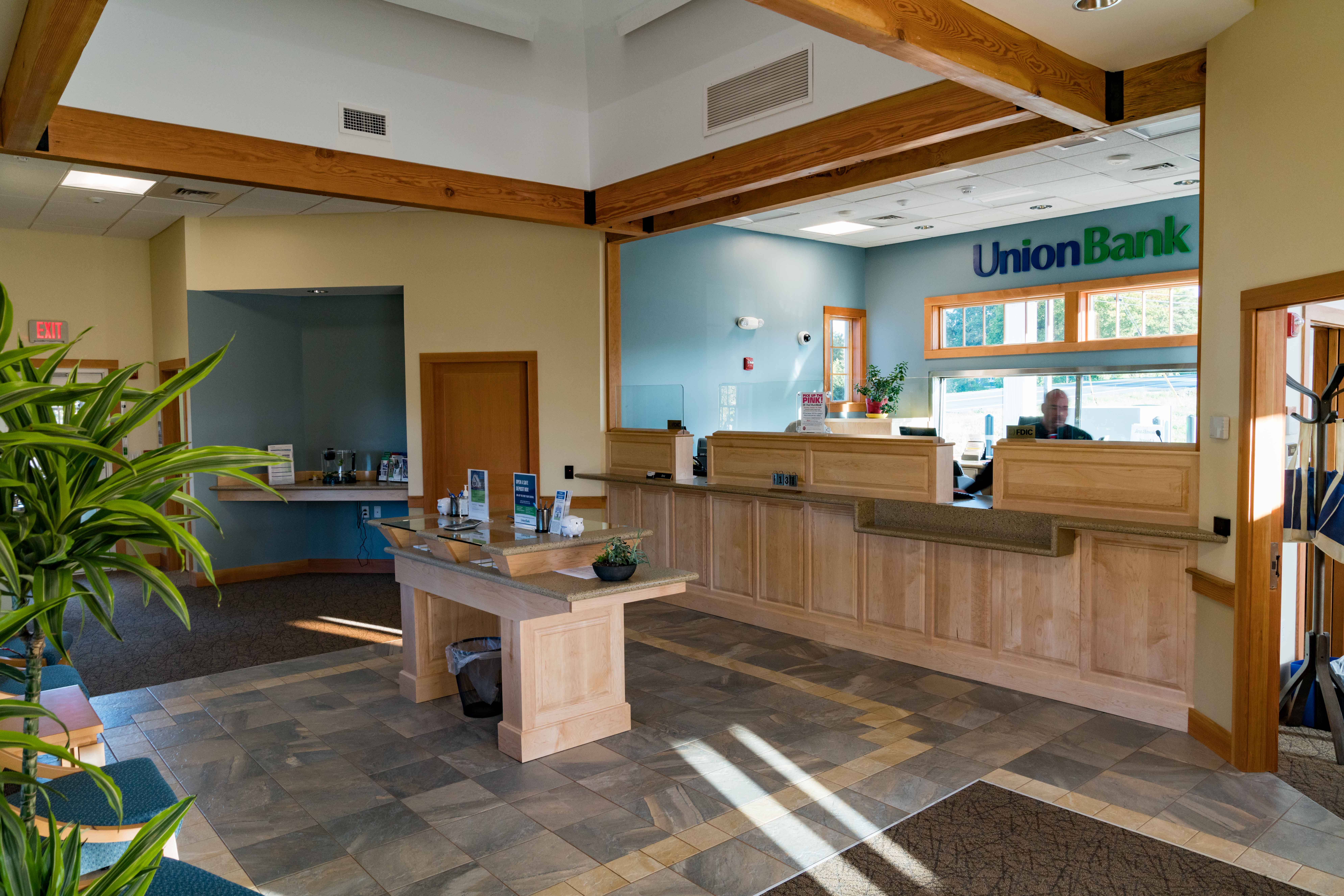 Union Bank Jericho - Gallery Image 2