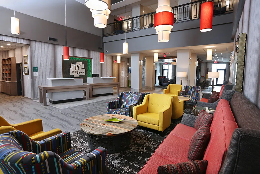 sioux falls holiday inn lobby